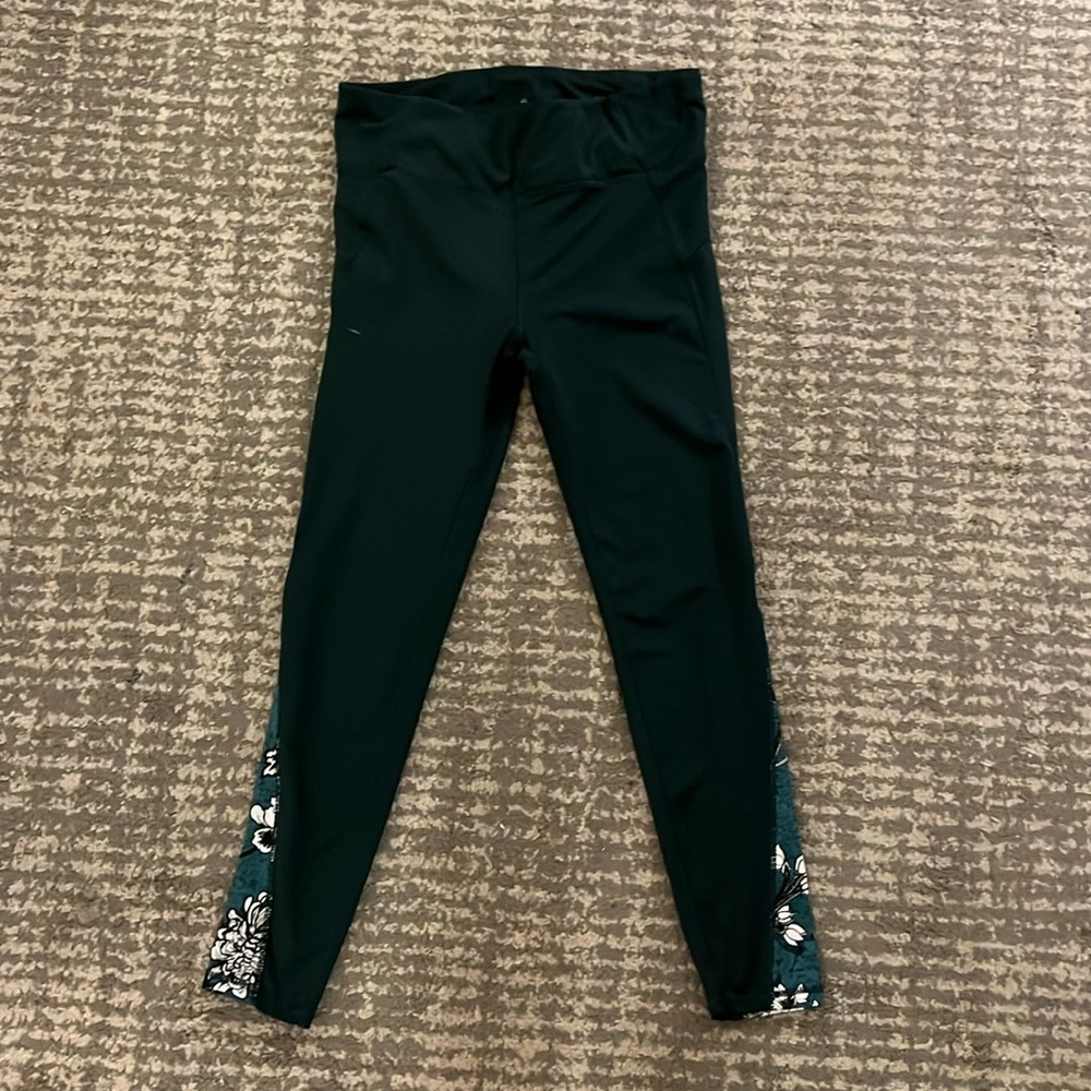 Cotton on body fleece lined leggings size XL.